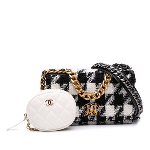 Pre-Loved Chanel Houndstooth Tweed 19 Wallet On Chain